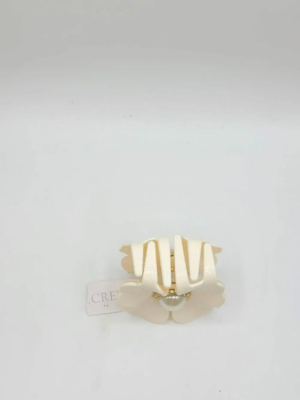 J Crew Factory White Flower Hair Claw Clip NWT